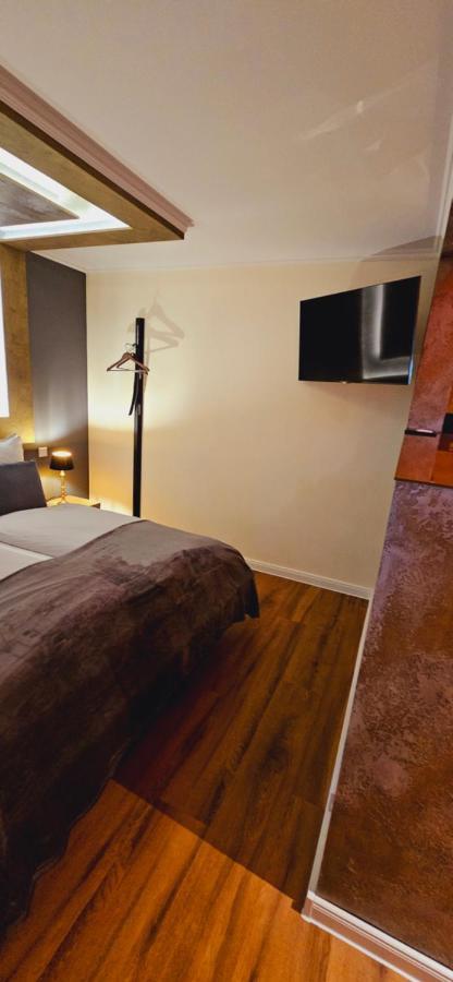 Exkl. Romantisches Sm Apartment Secret Desire Gifhorn Bagian luar foto