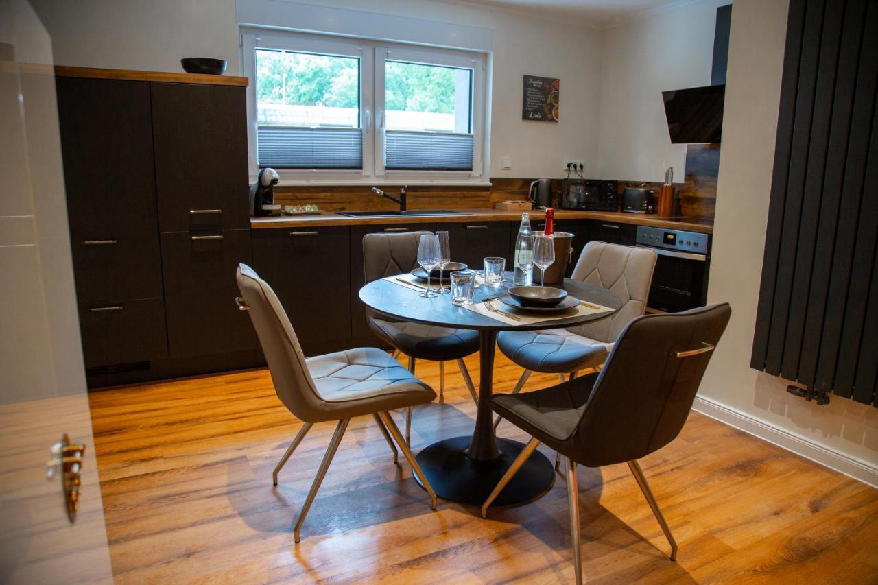 Exkl. Romantisches Sm Apartment Secret Desire Gifhorn Bagian luar foto