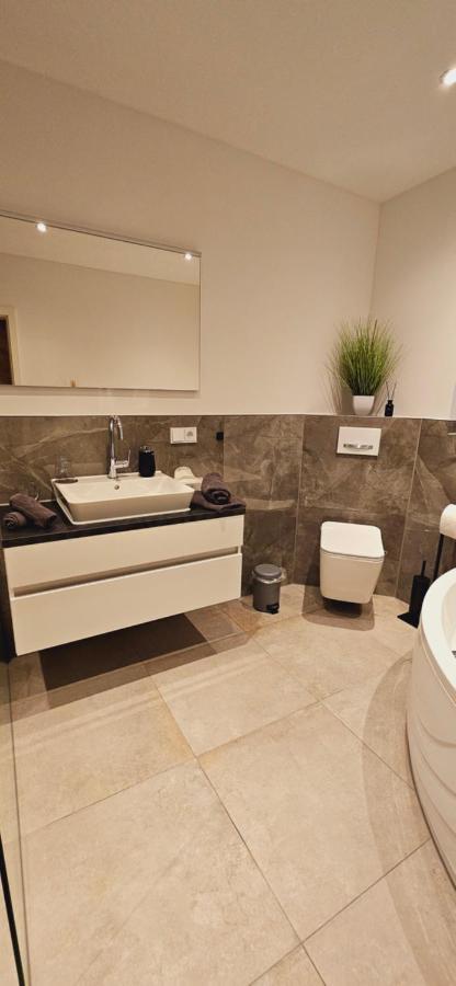 Exkl. Romantisches Sm Apartment Secret Desire Gifhorn Bagian luar foto